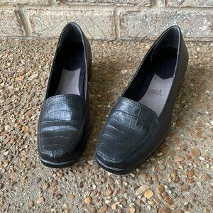 Aerosol A2 Ladies/women Black Shoes US Size 8 EU Size 6